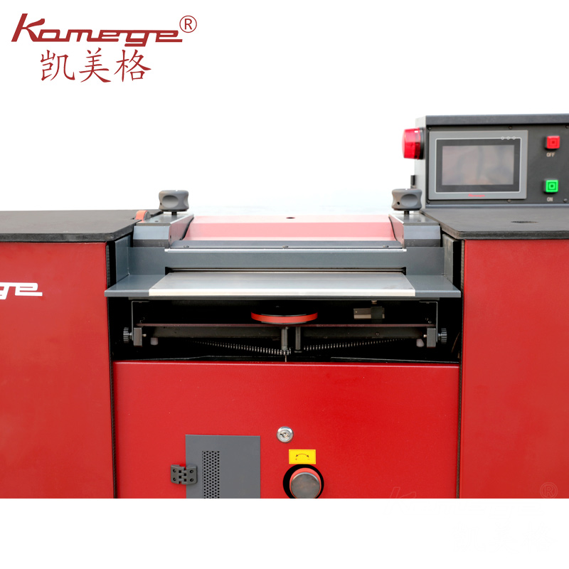 凱美格K420L廠(chǎng)家直銷(xiāo)Kamege第三代精密型電腦帶刀片皮機(jī)大鏟片皮機(jī)削皮機(jī)